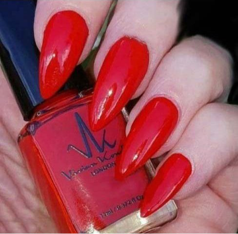 Vivien Kondor Blood Red Nail Polish 109 | Nail colours | Kandy's Clothes