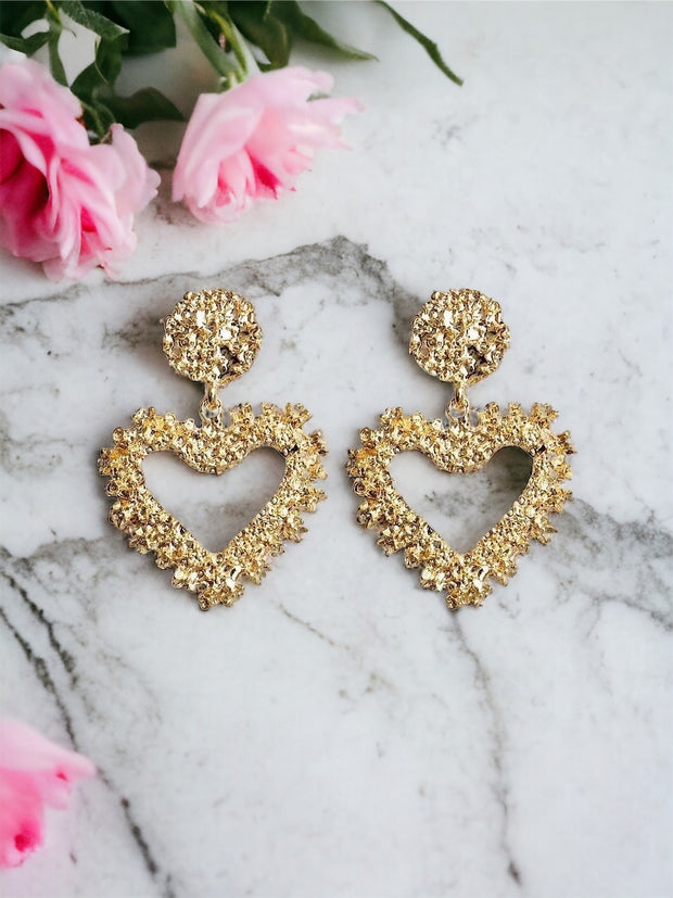 Brielle Gold Textured Thin Heart Door Knocker Earrings | Kandy's Clothes